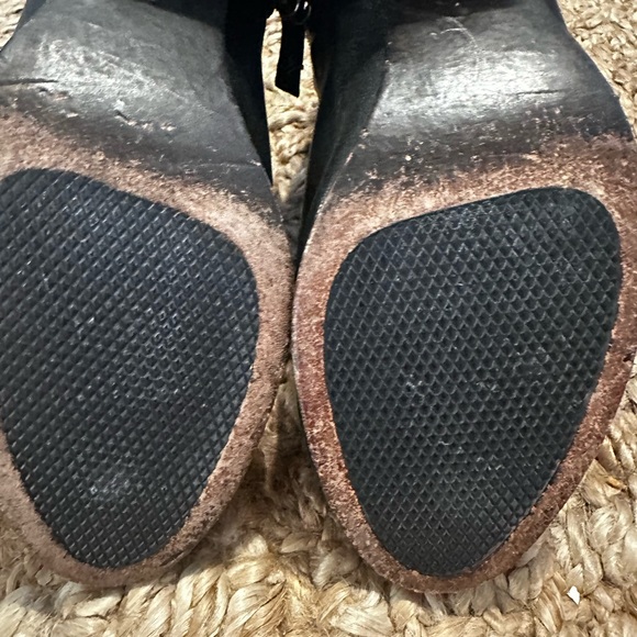 Leather TRASK black mini boot. condition near perfect. I will accept offers. - Picture 4 of 9